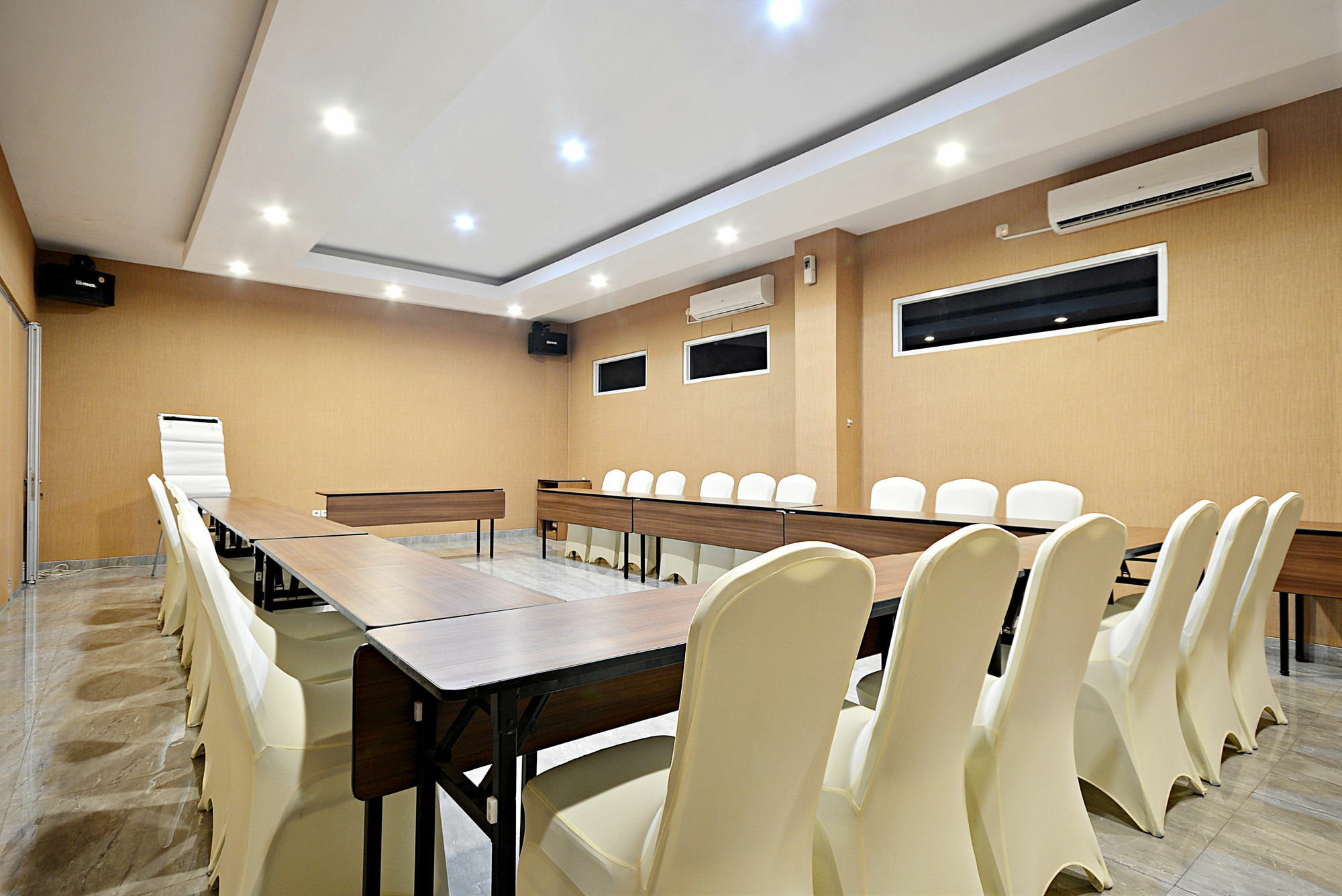 Zen Rooms Cipete Safin Inn 실란닥 외부 사진